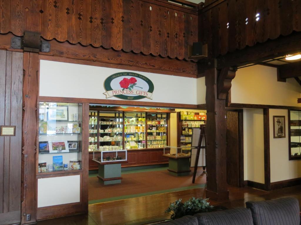 Prince Of Wales Hotel Waterton Park Buitenkant foto