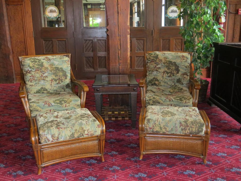 Prince Of Wales Hotel Waterton Park Buitenkant foto