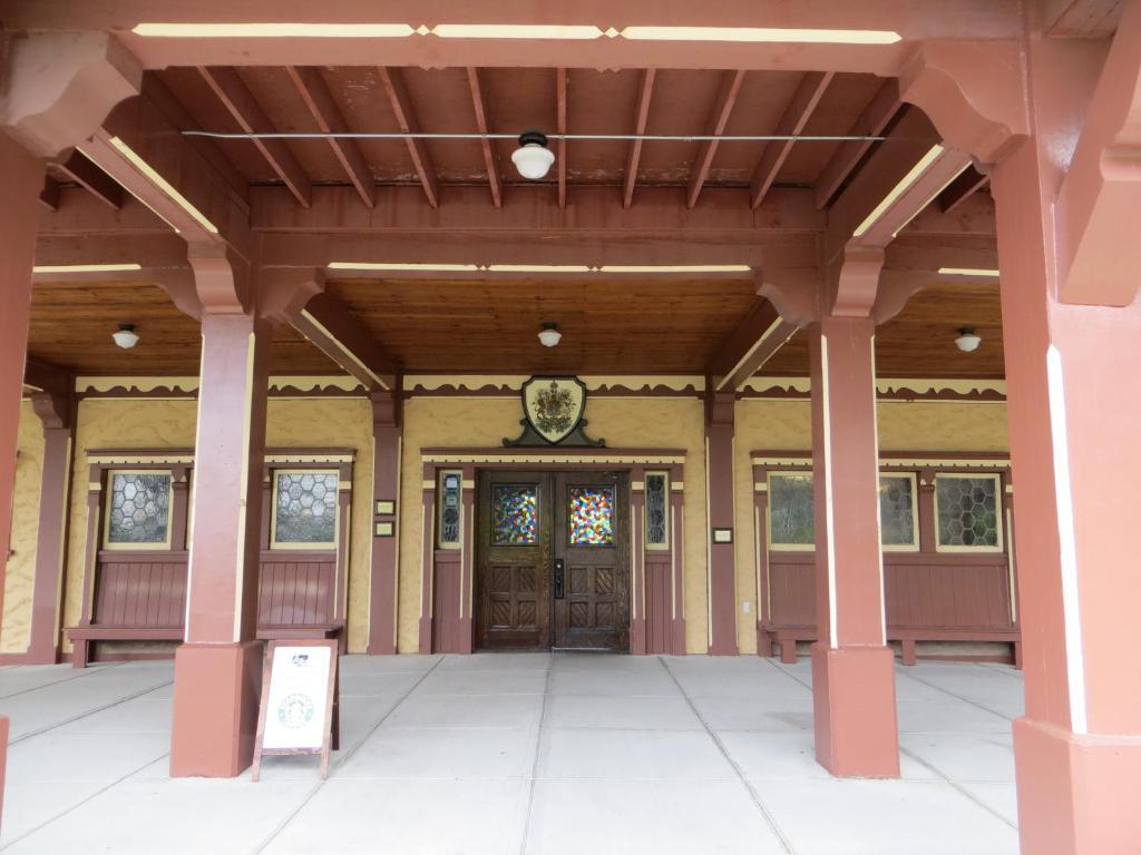 Prince Of Wales Hotel Waterton Park Buitenkant foto