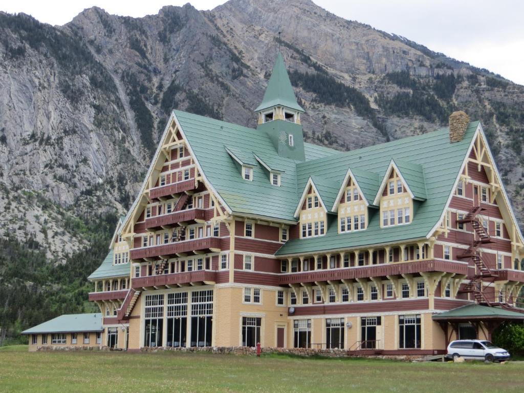 Prince Of Wales Hotel Waterton Park Buitenkant foto