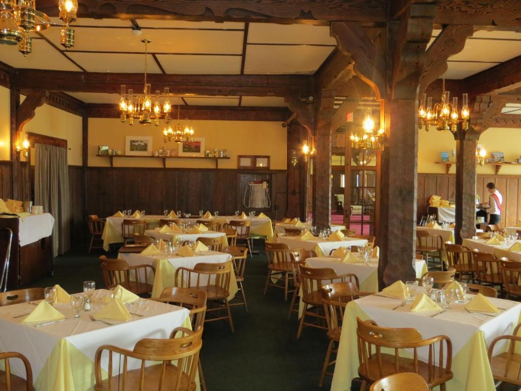 Prince Of Wales Hotel Waterton Park Buitenkant foto
